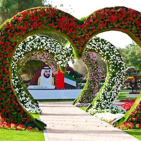 Corniche Street - Superb Lovely Room Abu Dhabi Bagian luar foto