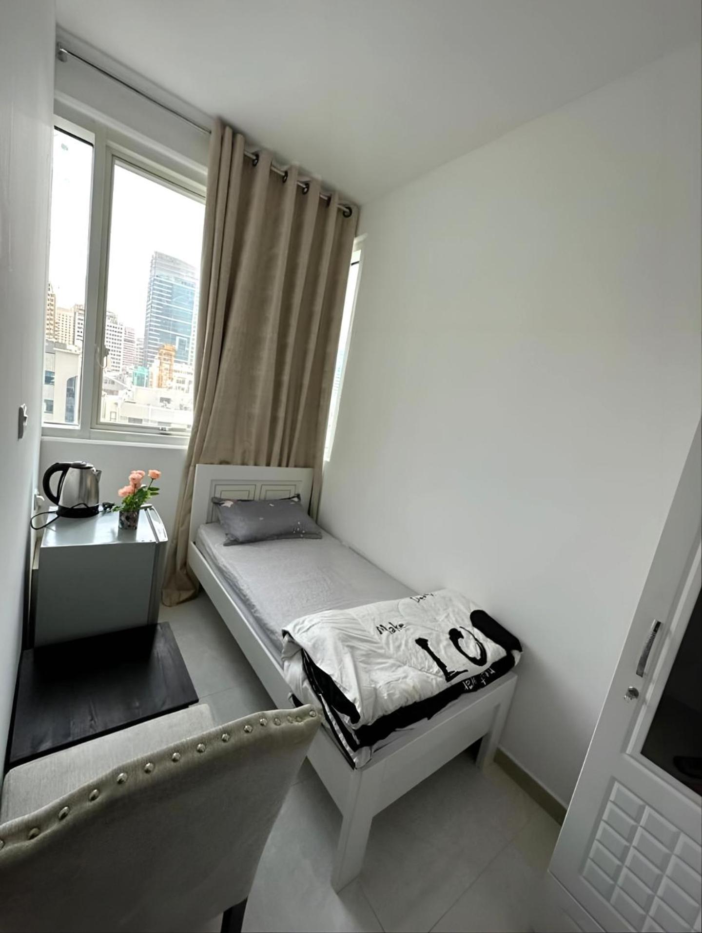 Corniche Street - Superb Lovely Room Abu Dhabi Bagian luar foto