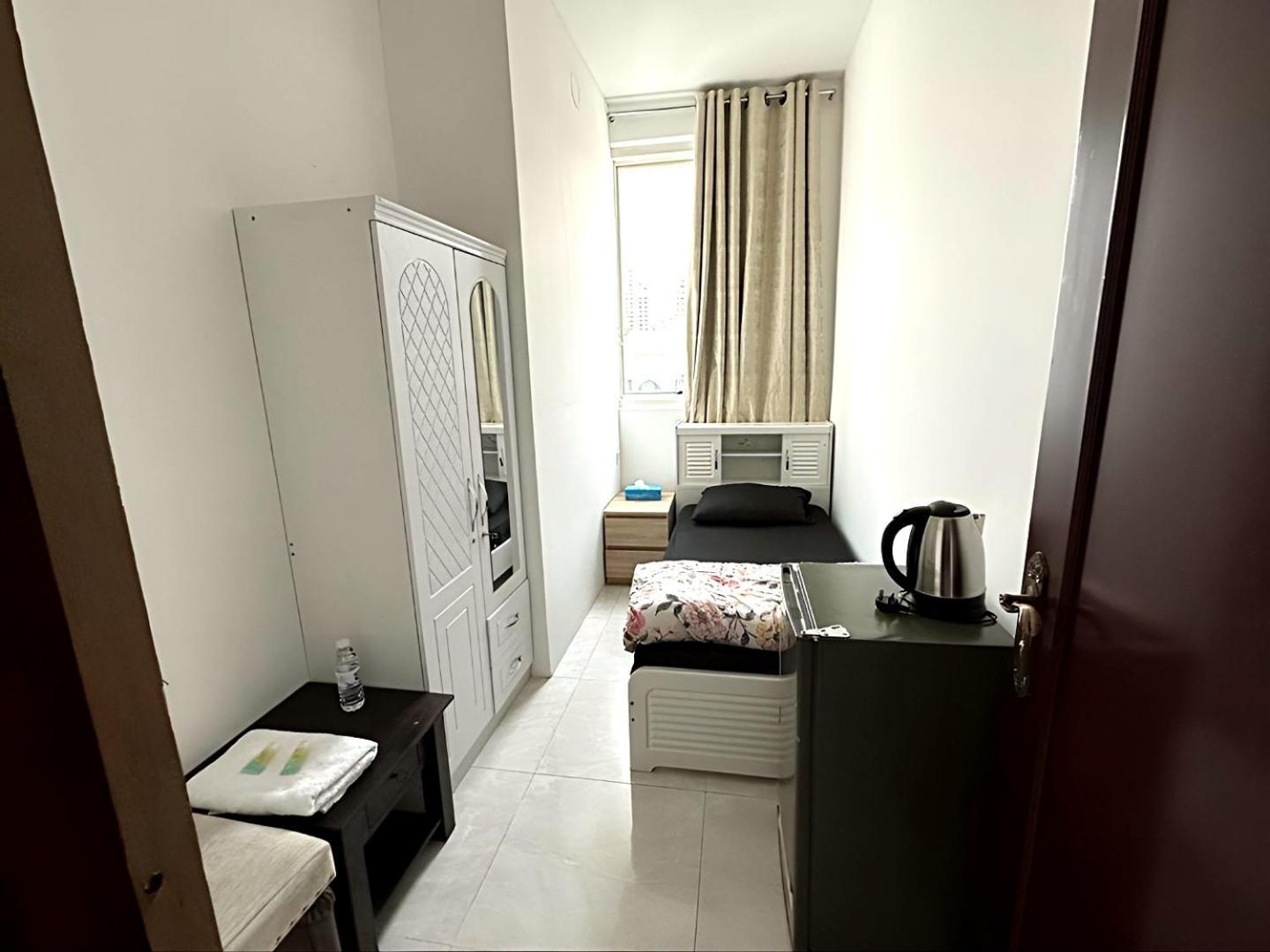 Corniche Street - Superb Lovely Room Abu Dhabi Bagian luar foto