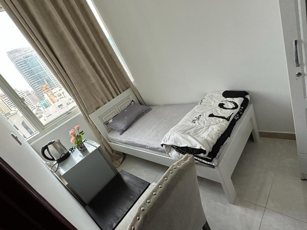 Corniche Street - Superb Lovely Room Abu Dhabi Bagian luar foto