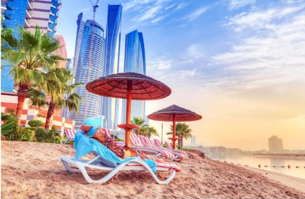 Corniche Street - Superb Lovely Room Abu Dhabi Bagian luar foto